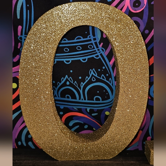 Gold Glitter ONE Sign Letters - Picture 2 of 7